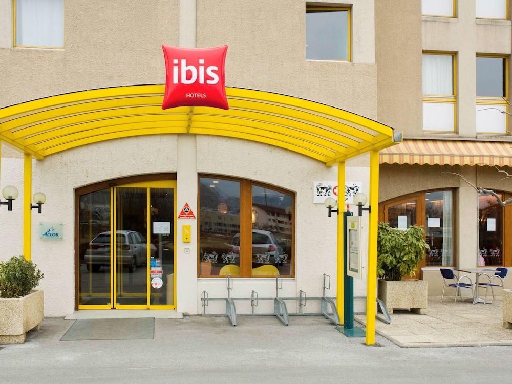 Отель Ibis Сион Экстерьер фото
