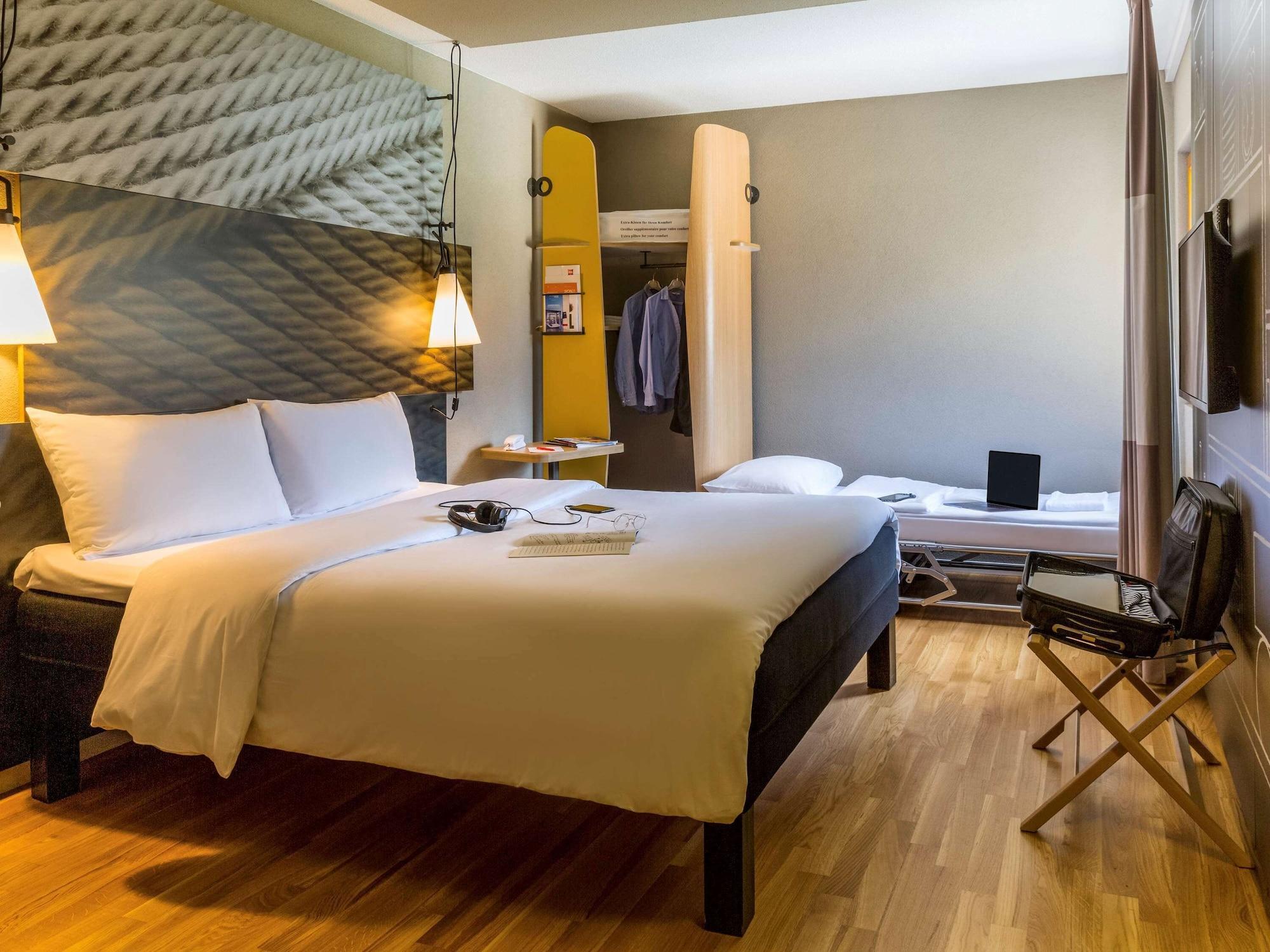 Отель Ibis Сион Экстерьер фото