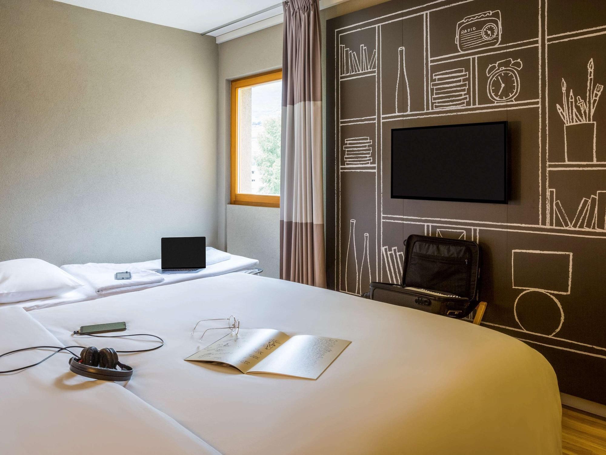 Отель Ibis Сион Экстерьер фото